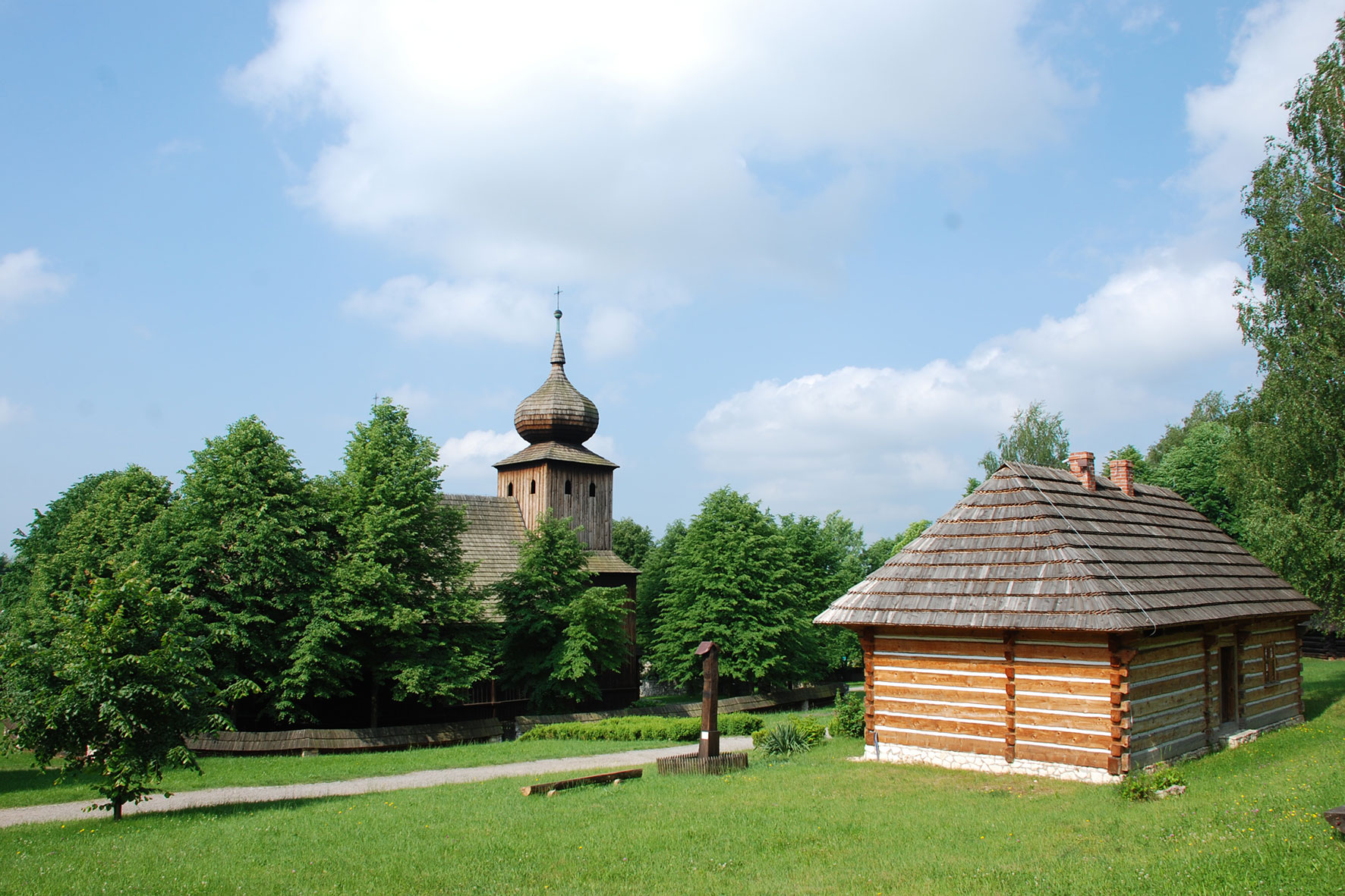Widok na kościół