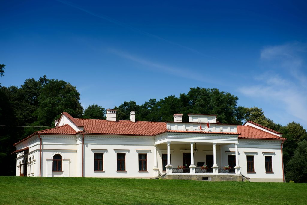 Dwór w Kąśnej