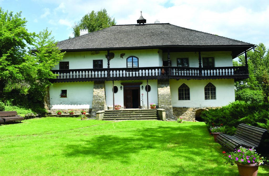 Dwór w stryszawie